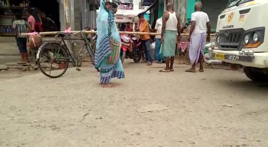जयनगर: बाजार में हो रहा #लॉकडाउन का उल्लंघन, प्रशासन मौन। #जयनगर से #सुरेश कुमार गुप्ता की रिपोर्ट।
#journalistsureshji #Suresh