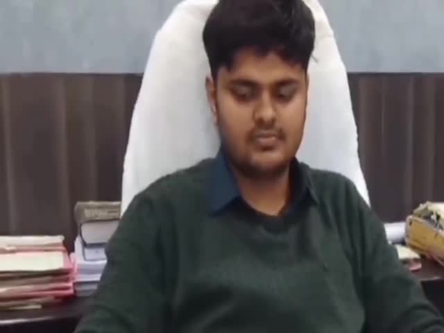 कोरबा: कोरबा नगर पालिक निगम आयुक्त राहुल देव ने आंतरिक विकास कार्य ना करने पर कॉलोनाइजर को थमाया नोटिस #आयुक्त