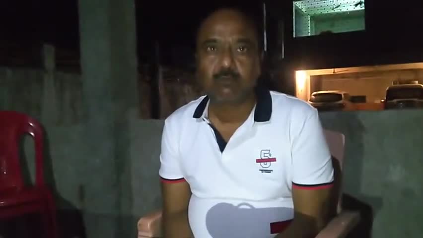 अररिया: पूर्व सांसद सरफराज आलम ने ईद की मुबारकबाद पेश करते हुए कहा सभी लोग सोशल डिस्टेंसिंग का पालन करे
﻿@ईद #सरफराज #आलम