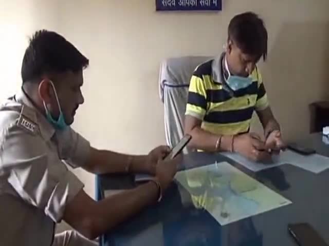 कोरबा: कोविंद-19 का स्टीकर चिपका की जा रही रेत और गिट्टी की अवैध तस्करी, दो हाईवा किये गए जब्त #खनन_विभाग #अवैध_खनन