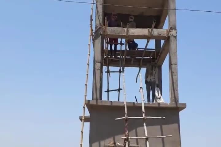 बांके बाज़ार: बांकेबाजार के कई गांवों में लोगों को नल-जल योजना का नहीं मिल रहा है लाभ, पानी के लिए भटक रहे हैं ग्रामीण #पेयजल_संकट