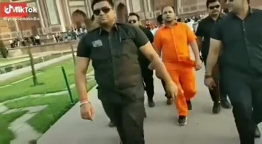 दुनिया के 10 शीर्ष अंतराष्ट्रीय हिन्दू नेताओं में से एक है योगी सेना प्रमुख कुलदीप हिन्दू 

#yogisena