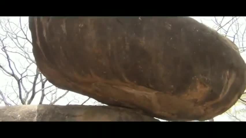 गिरिडीह: pathar kese jhul raha hai
#balancingstone
#supportme #trending