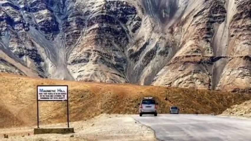 गिरिडीह: पहाड़ सब कुछ अपने तरफ खींचता है।
#magnetichill#trending #supportme