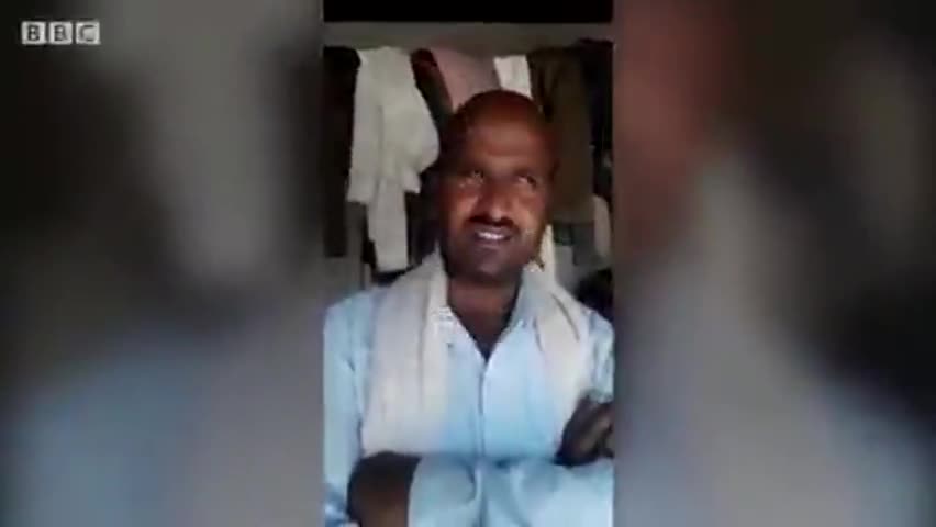 प्रयागराज: लॉकडाऊन में किसी तरह अपने घर पहुंचने वाले मजदूर अपनी बुरी हालत बयां कर रहे हैं।
#कोरोना_वायरस 
#लॉकडाऊन
#Corona