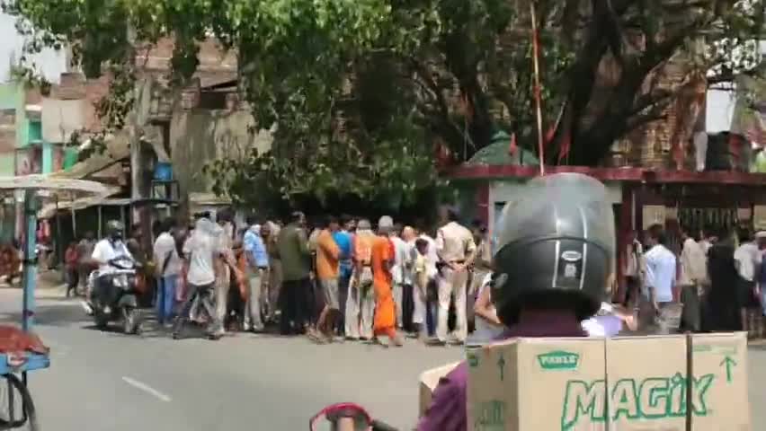 गया टाउन सीडी ब्लॉक: आज शाम से बागेश्वरी मोहल्ले में सीधी जलापूर्ति व्यवस्था बहाल कर दिए जाने के आश्वासन के बाद हटा जाम #पेयजल_संकट #आश्वासन