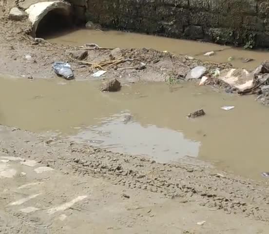 मुरादाबाद: #muradabad #dmsitapur #abpnews #aajtk muradabad ke gaon mein Nahin hua Vikas