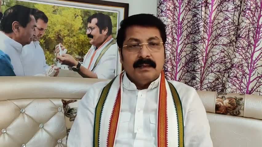 cg के पूर्व मुख्यमंत्री एवं मेरे राजनैतिक गुरु श्री #अजीत_जोगी जी के  निधन से मन बहुत व्यथित है ।
#श्रद्धांजलि