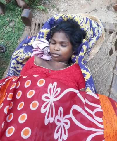 गुराबंदा: भालकी पंचायत के नामोलेपो गांव की 23 वर्षीय नितमा बोदरा ने सिंदूर का घोल पीकर की आत्महत्या #मौत #सुसाइड