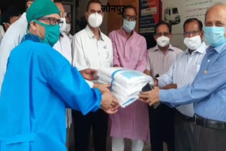 जौनपुर: जफराबाद विधायक व जिलाधिकारी की उपस्थिति में आईएमए ने उपलब्ध कराई 500 पीपीई किट #ima #ppe kit #jaunpur