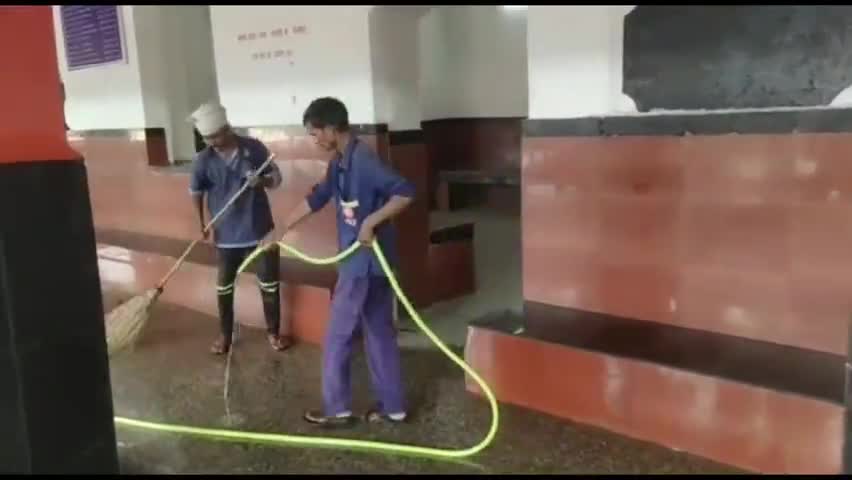 ज़मानिया: लॉकडाउन 5.0 में 1 जून से ट्रेनों के संचालन को लेकर जमानियां रेलवे स्टेशन पर कराया गया सफाई कार्य #लॉकडाउन #भारतीय_रेल
