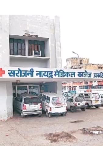आगरा: अस्पतालों में इलाज की सभी सुविधाएं तत्काल बहाल करने के प्रमुख सचिव डॉ. रजनीश दुबे ने दिए निर्देश #प्रमुख_सचिव