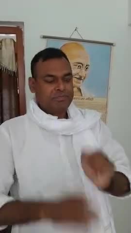 #निजी विद्यालयों को 3 महीना का स्कूल फी पूरी तरह से माफ करने का आदेश दे नीतीश कुमार' नहीं तो होगा आंदोलन -विनय कुशवाहा