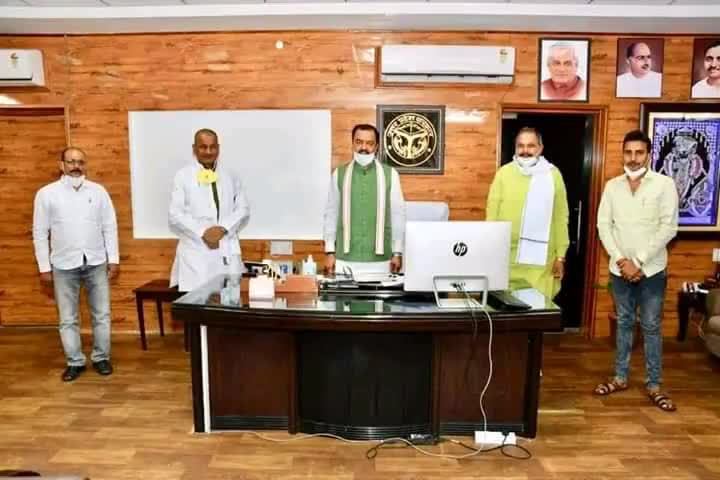 तरबगंज: विधायक ने डिप्टी CM केशव प्रसाद मौर्य से मिल क्षेत्र में प्रवासी मजदूरों को रोजगार दिलाने की कही बात #डिप्टी_सीएम