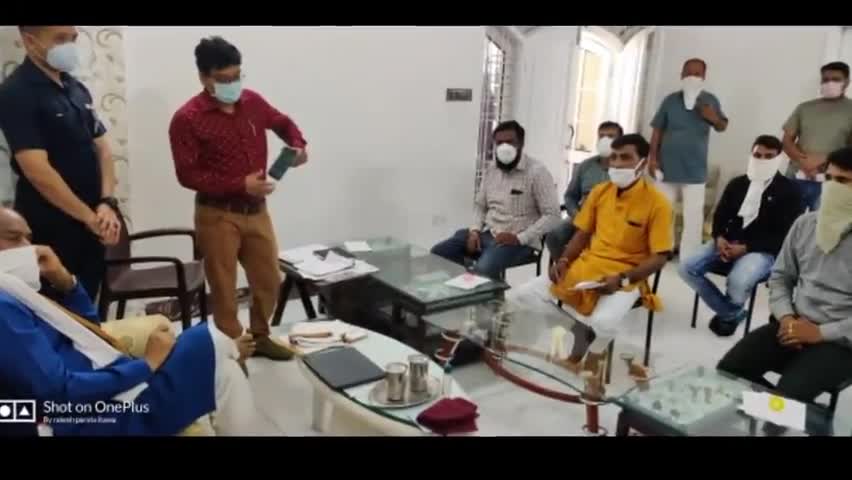 पीपलदा: इटावा नगर के भाजपाइयों ने लोकसभा अध्यक्ष ओम बिरला से मिलकर  बताई क्षेत्र के किसानों की समस्याएं #ओम_बिरला #बीजेपी