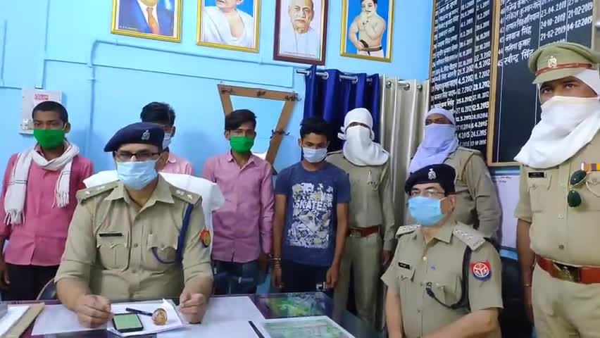 अमरोहा: अमरोहा कोतवाली पुलिस ने शातिर वाहन चोर गिरोह के चार सदस्य पकड़े, चोरी के 10 दुपहिया वाहन हुए बरामद #पुलिस_कार्रवाई