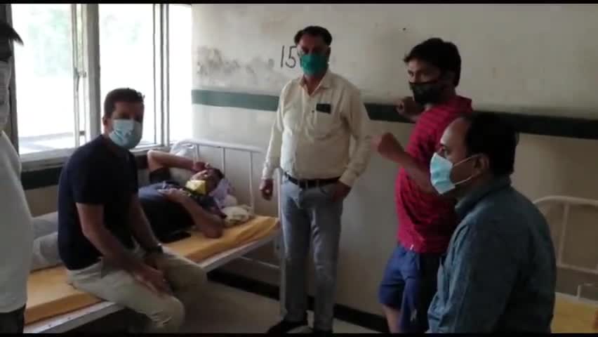 हिसार: मार्केट कमेटी सचिव के समर्थन में आए संगठनों ने सोनाली फोगाट पर लगाए औरत होने का नाजायज फायदा उठाने का आरोप #सोनाली_फोगाट