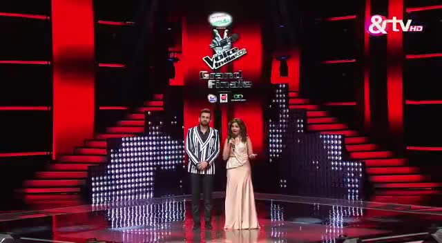 Jasu Khan Kesariya Balam Live Performing In The Voice India &tv 
#jasu_khan_live #treinding #folkmusic #bollywood #sufi
