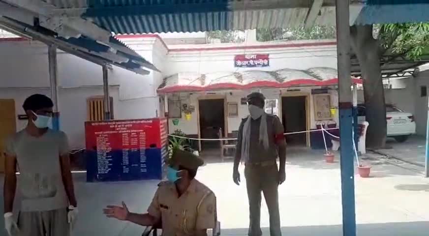 चंदौसी: जीआरपी चंदौसी ने गैंगस्टर एक्ट में वांछित अभियुक्त को किया गिरफ्तार #जीआरपी #एसपी