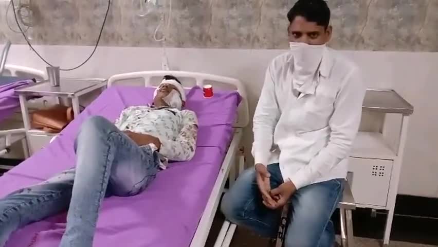 अम्बाला: अंबाला छावनी के पूजा विहार कॉलोनी में 2 बच्चों के बीच चली चाकू, दोनों घायल #चाकूबाजी #मारपीट