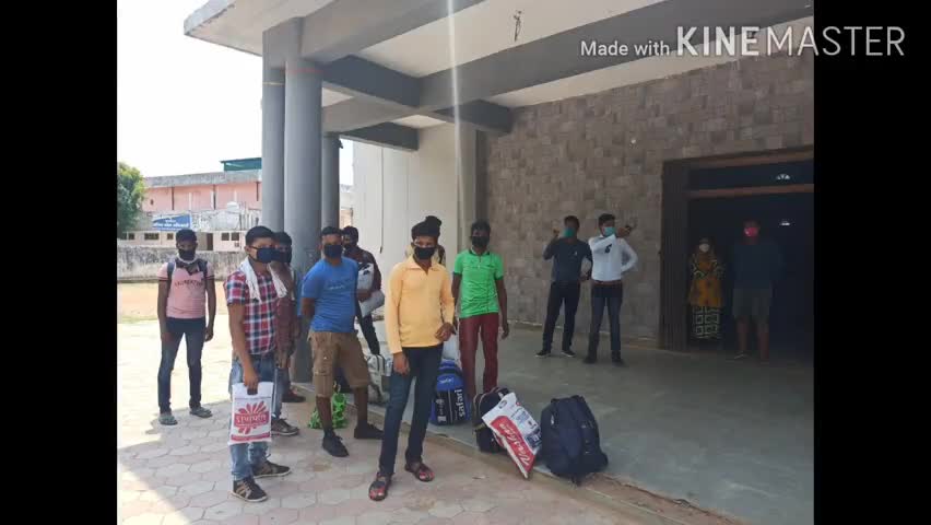 कोंडागांव: दिल्ली मेट्रो में काम करने गए कई मजदूर पहुंचे कोंडागांव, मजदूरों को किया गया क्वारेंटाइन #प्रवासी_मजदूर