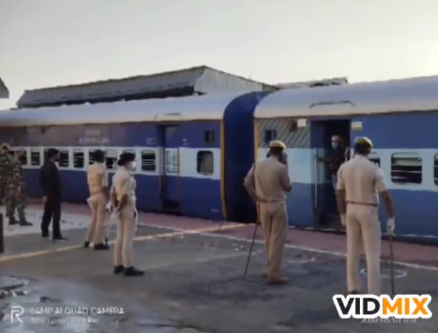 बांका: राजस्थान के भीलवाड़ा से 1631 मजदूरों को लेकर श्रमिक स्पेशल ट्रेन आज पहुंचेगी बांका जंक्शन #लॉकडाउन #पलायन
