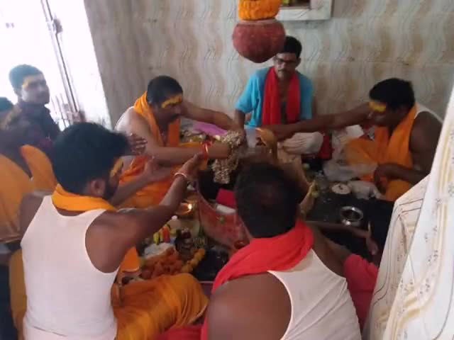 नवगछिया: कोरोना संक्रमण से पंचायत को मुक्त रखने के लिए जगतपुर मुखिया ने करवाया रुद्राभिषेक #रुद्राभिषेक #मुखिया