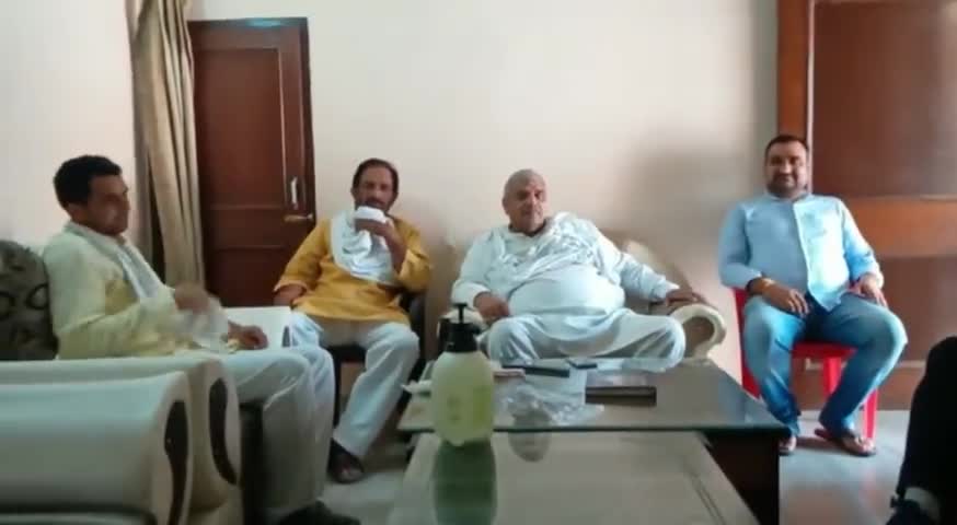 मुज़फ्फरनगर: जिले में पत्रकारों के ऊपर हो रहे उत्पीड़न के विरोध में कांग्रेस के पूर्व सांसद हरेंद्र मलिक ने उठाई आवाज #पूर्व_सांसद