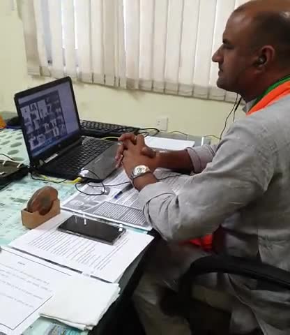 जालोर में भाजपा युवा मोर्चा सम्मलेन को संबोधित करते प्रदेश प्रभारी के रूप में मुख्यवक्ता सांसद सीपीजी जोशी
#cpjoshicor