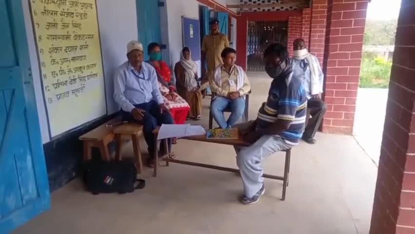 अल्बर्ट एक्का (जारी): बारडीह क्वॉरेंटाइन सेंटर से 7 प्रवासियों को किया गया होम क्वॉरेंटाइन, 3 का हुआ आगमन #क्वॉरेंटाइन