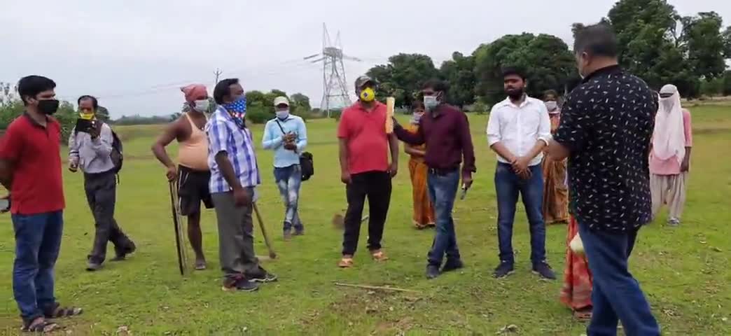 बसिया: सरूडा गांव में मनरेगा के तहत हो रही आम बागवानी का ग्रामीण विकास द्वारा की गई वीडियोग्राफी #बागवानी