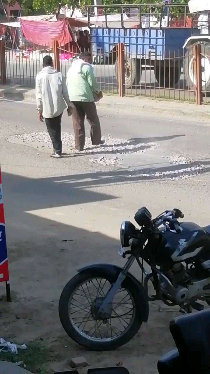 रतिया: RATIA, OPPOSITE CIVIL HOSPITAL , thanks  #Ratia #Roads