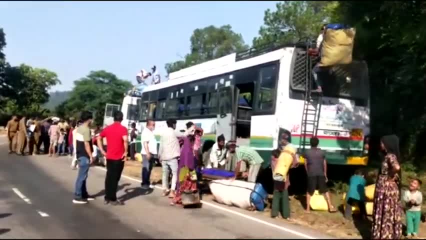 पालमपुर: पालमपुर प्रशासन ने उतर प्रदेश के 138 प्रवासी मजदूरों को भेजा उनके घर, मजदूरो ने किया सरकार का आभार #प्रवासी #मजदूर