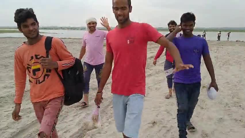 फतेहपुर: aapka subchintak aapke ghav
ka Jana Mana Sunil bhai#सूर्य_ग्रहण