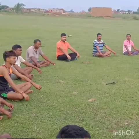 गिधौर: कोल्हुआ पंचायत के बाबा यक्षराज स्थान मैदान में अंतरराष्ट्रीय योग दिवस पर योग शिविर का किया गया आयोजन #विश्व_योग_दिवस