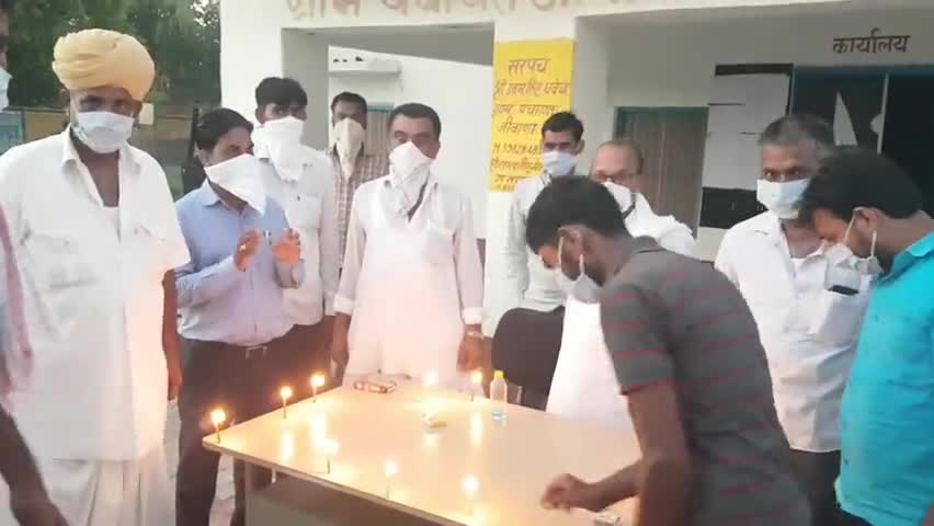 सायला: जीवाणा में कोरोना जागरूकता को लेकर दीपदान कार्यक्रम का हुआ आयोजन #दीपदान #कोरोना
