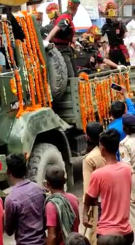 एक झलक शहीद जय किशोर सिंह की अंतिम यात्रा की ।

जय हिंद जय भारत
#vj