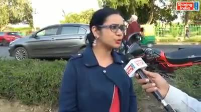 ऐसी वीरांगनाओ जैसी स्पीच देने वाली बहन को प्रणाम,🙏🏻 पप्पू को धो डाला..😇

#vj