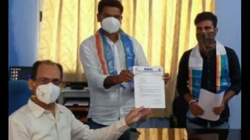 मेदिनीनगर (डालटनगंज): एनएसयूआई ने नीलांबर- पितांबर विश्वविद्यालय के कुलपति को सौंपी नीलांबर- पितांबर की जीवनी की पुस्तक #एनएसयूआई