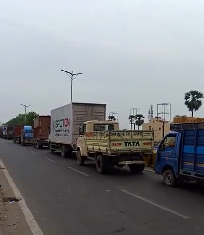 संपतचक: गांधी सेतु पर जाम की भयावह स्थिति लोग परेशान 
#gandhisetu #patna #jaam