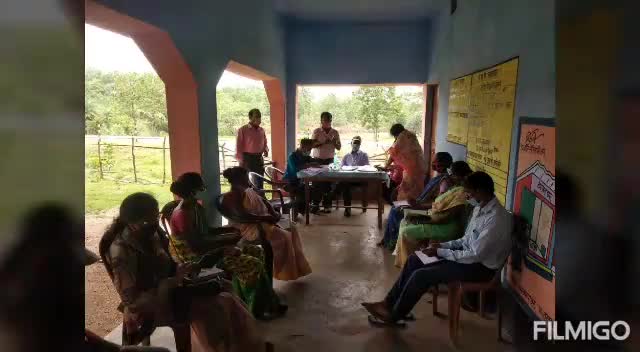 रानीश्वर: स्कूली बच्चों को डिजिटल शिक्षा उपलब्ध कराने को लेकर चड़कापाथर संकुल में BEEO ने की शिक्षकों के साथ बैठक #beeo