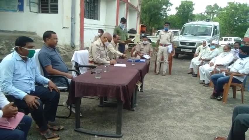 नारायणपुर: नारायणपुर थाने में भूमि संबंधी विवादों के निपटारे हेतु हुई बैठक, एसडीपीओ व अंचलाधिकारी रहे मौजूद #एसडीपीओ