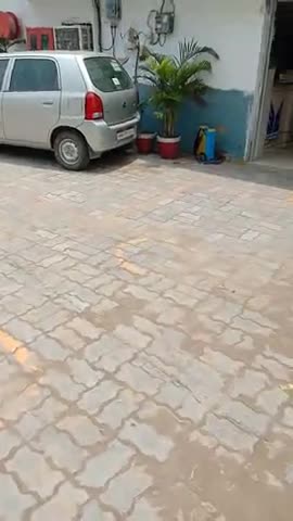 महसी: टिकोड़ा मोड़ के समीप स्थित मारुति ऐजेन्सी पर कोरोना काल में बचाव की कोई भी उचित व्यवस्था नहीं की गई है।
#bahraichpolice