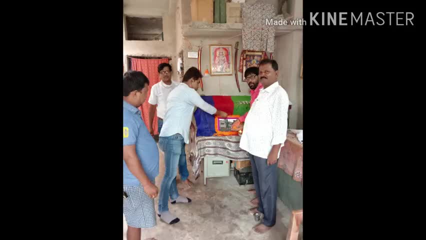 मेदिनीनगर (डालटनगंज): आजसू पार्टी के केंद्रीय सचिव सतीश कुमार ने हूल दिवस पर सिद्धु कान्हू की तस्वीर पर किया माल्यार्पण #आजसू #हूल_दिवस