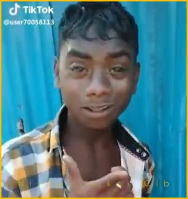 भक्त #TikTok बेन पे
Bhakts on #टिकटोक Ban

pun intended