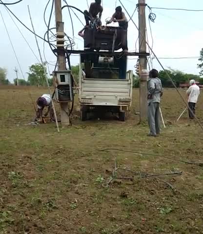 डोंगरगढ़: बार बार बिजली की समस्या होने पर नया ट्रांसफार्मर लगाया,
﻿#Villege bakhledi