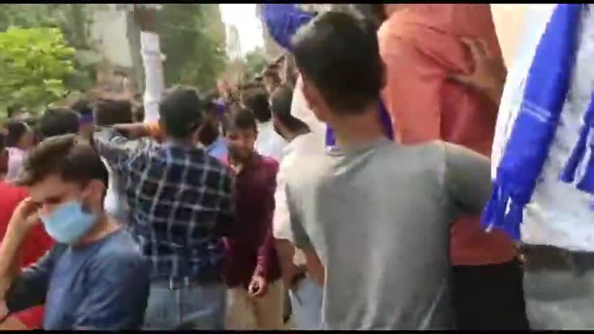 मेरठ: Meerut 3 murder #chandershekher ajad meerut entry#abhiroy1000#विराट_कोहली #बॉलीवुड