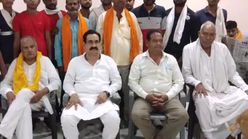 दतिया: गृह व स्वास्थ्य मंत्री की मौजूदगी में दर्जनभर से अधिक बसपा कार्यकर्ताओं ने ली भाजपा की सदस्यता #बीजेपी #स्वास्थ्य_मंत्री