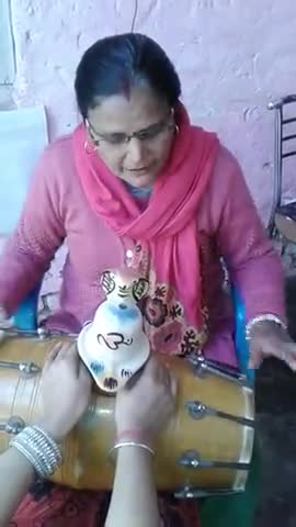 सावन मै गाये भोलेनाथ के भजन ।। हर हर महादेव🙏🙏🙏🙏#अंशूचौधरी #anshuChaudhary #public #India