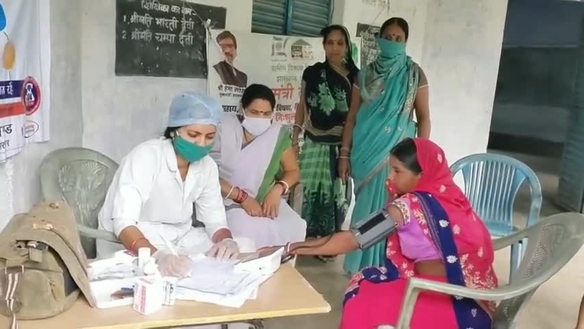 मयूरहंड: विश्व जनसंख्या दिवस पर कदगांवाकला मुखिया ने नसबंदी के लिए लोगों को किया प्रेरित #विश्व_जनसंख्या_दिवस